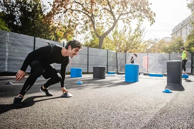 Hydratation intense : comprendre l'importance des électrolytes