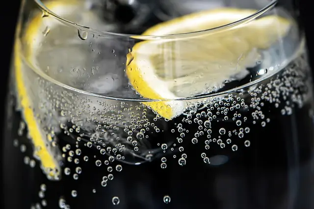 Hydratation intense : 5 mythes à déboulonner pour mieux s'hydrater