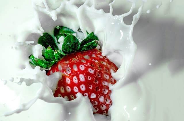 Hydratation intense : les bienfaits des baies pour votre consommation d'eau